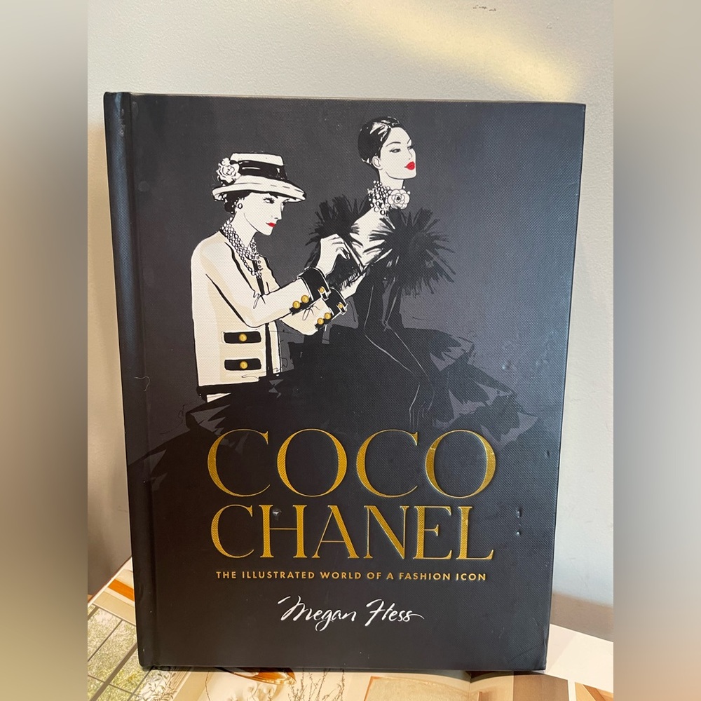 Coco Chanel Book